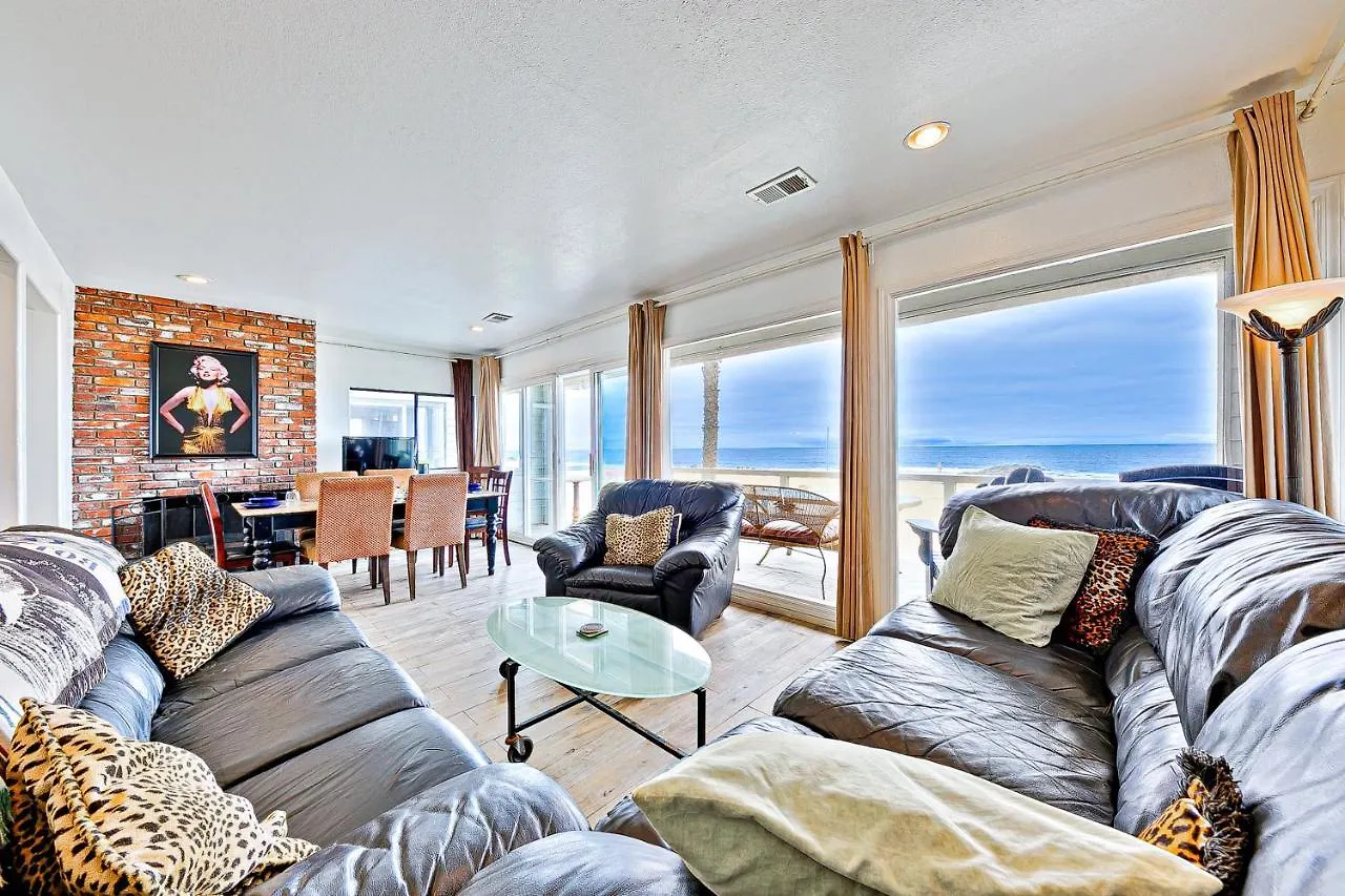 Newport Beach Front View Upper & Lower II Holiday home Newport Beach